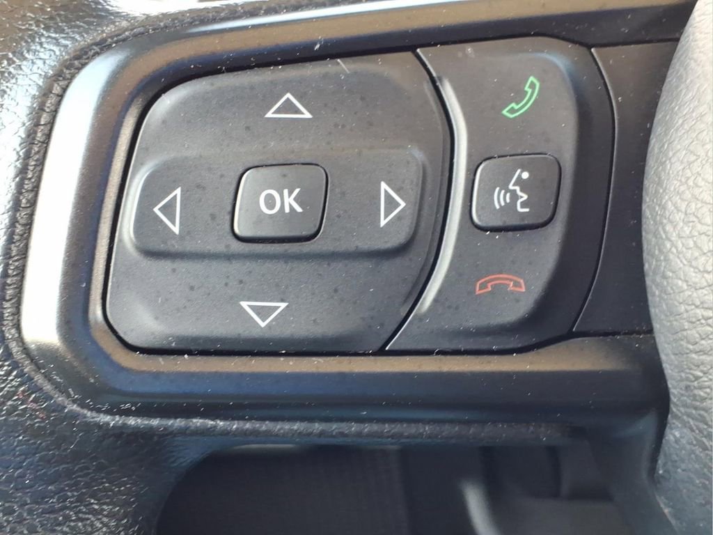 Used 2024 Jeep Gladiator Sport image 19