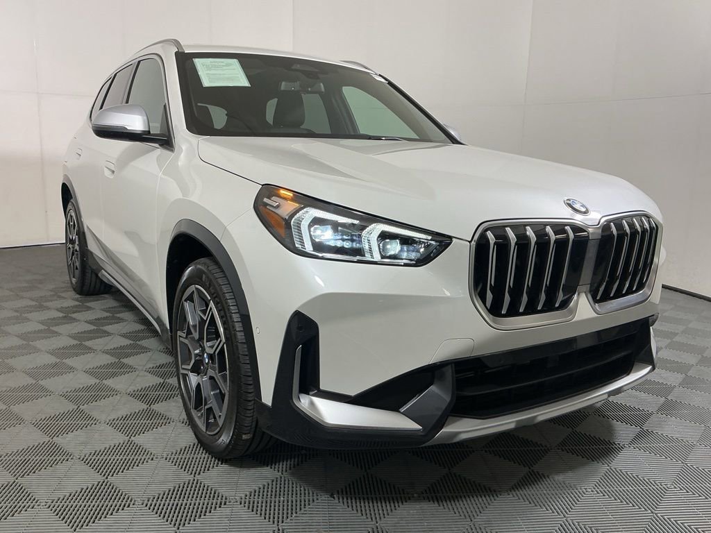 Certified 2023 BMW X1 xDrive28i w/ Convenience Package image 4