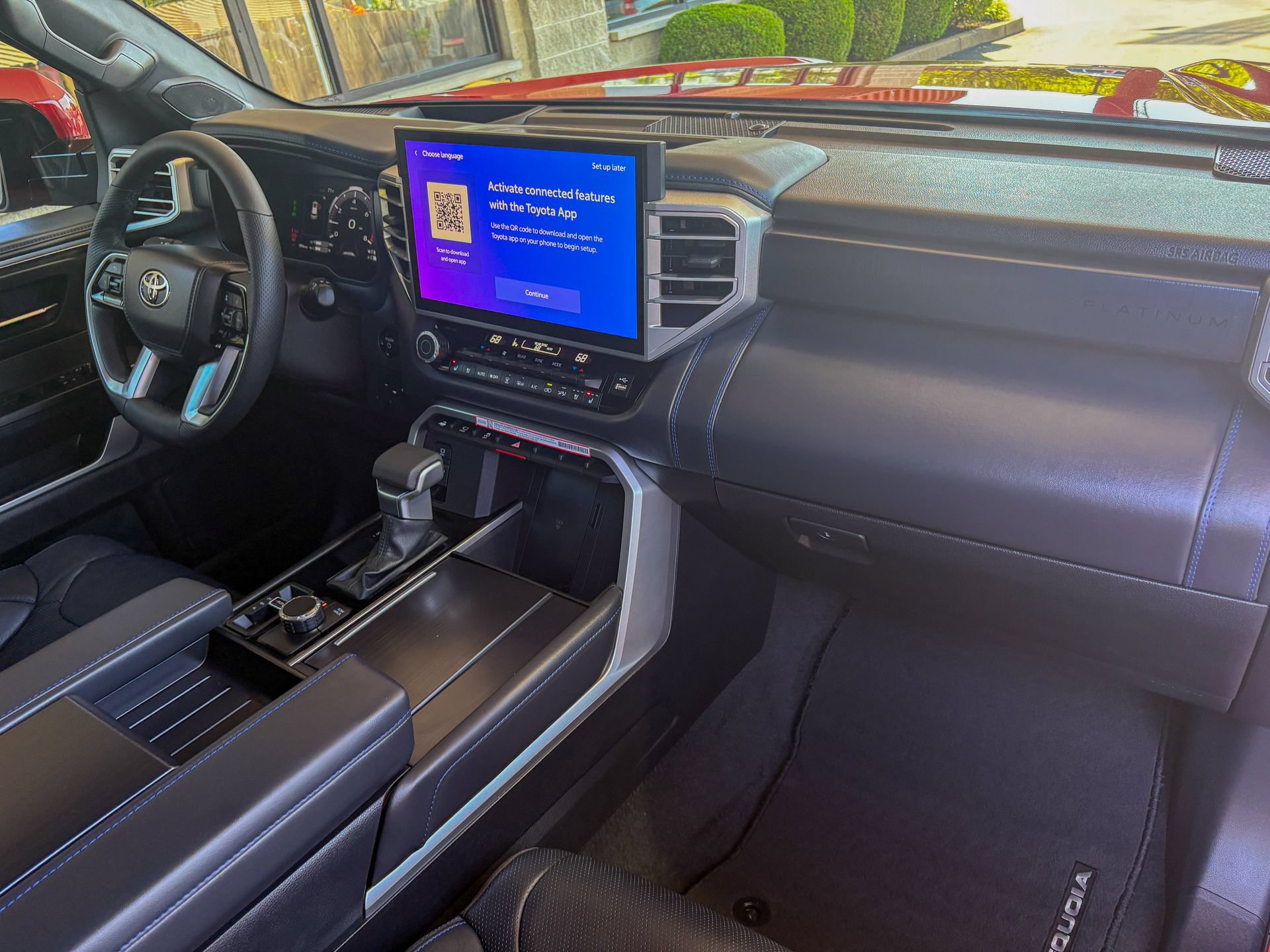 Used 2025 Toyota Sequoia Platinum AWD/4WD image 24