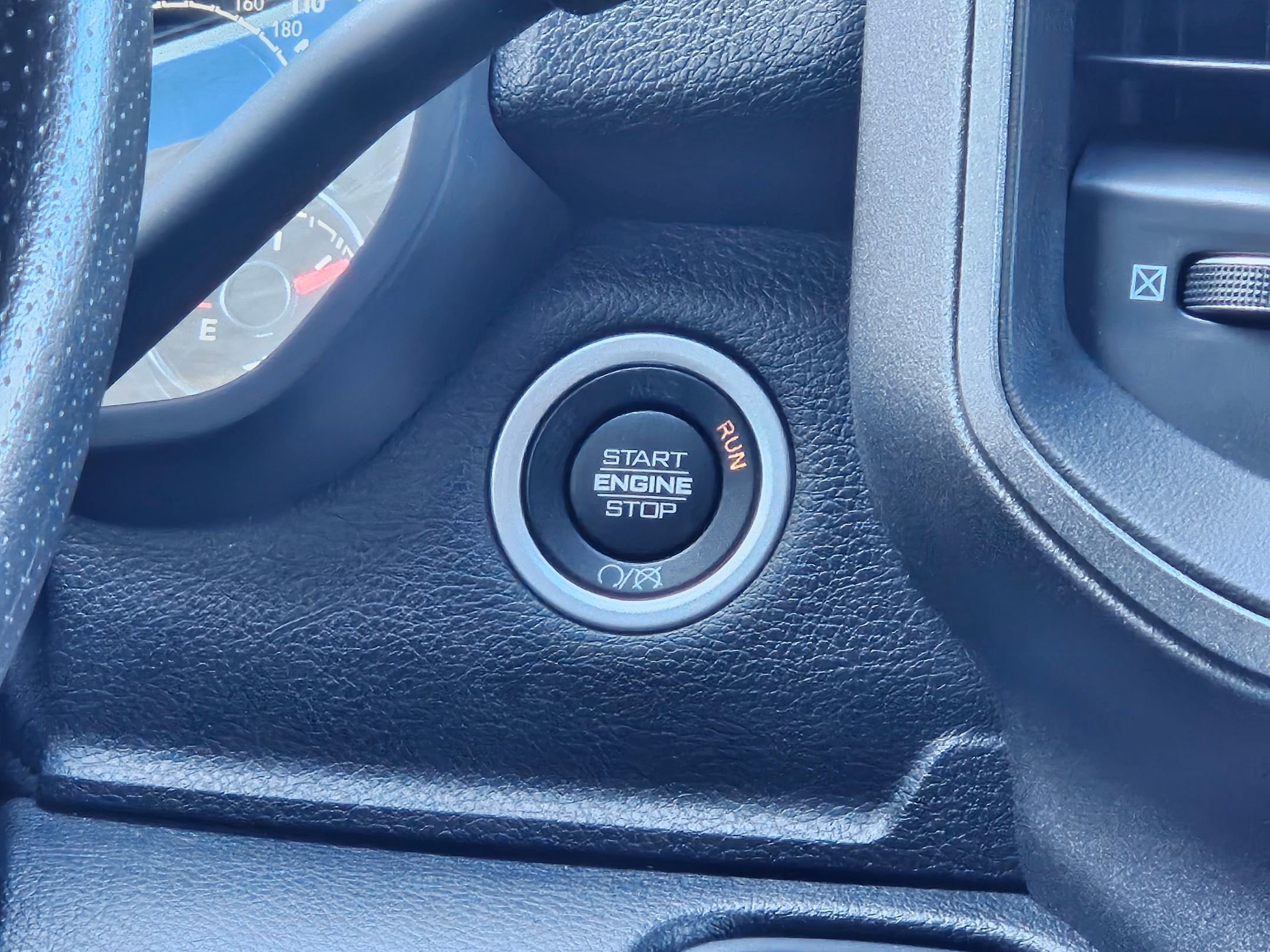 Used 2024 RAM 3500 Tradesman w/ Chrome Appearance Group image 14