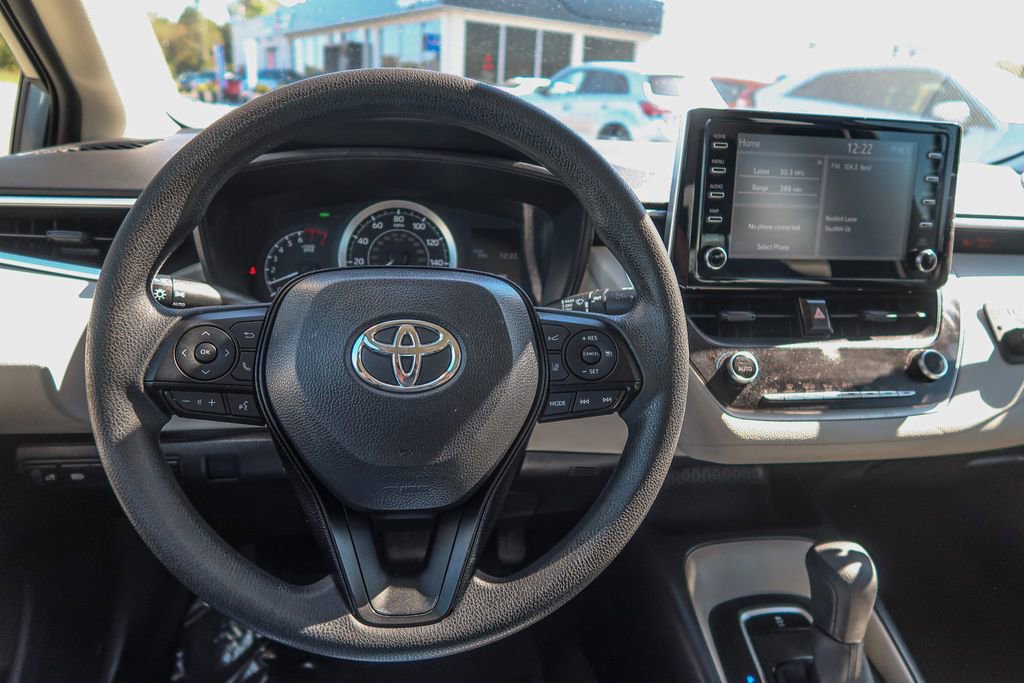 Used 2020 Toyota Corolla LE w/ LE Premium Package image 29