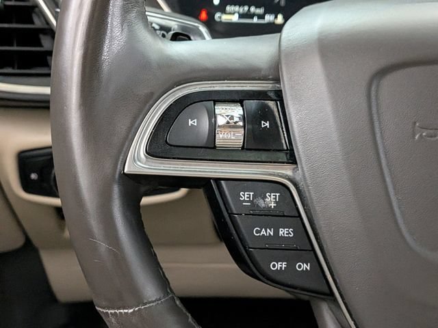 Used 2019 Lincoln Nautilus Select AWD/4WD image 35