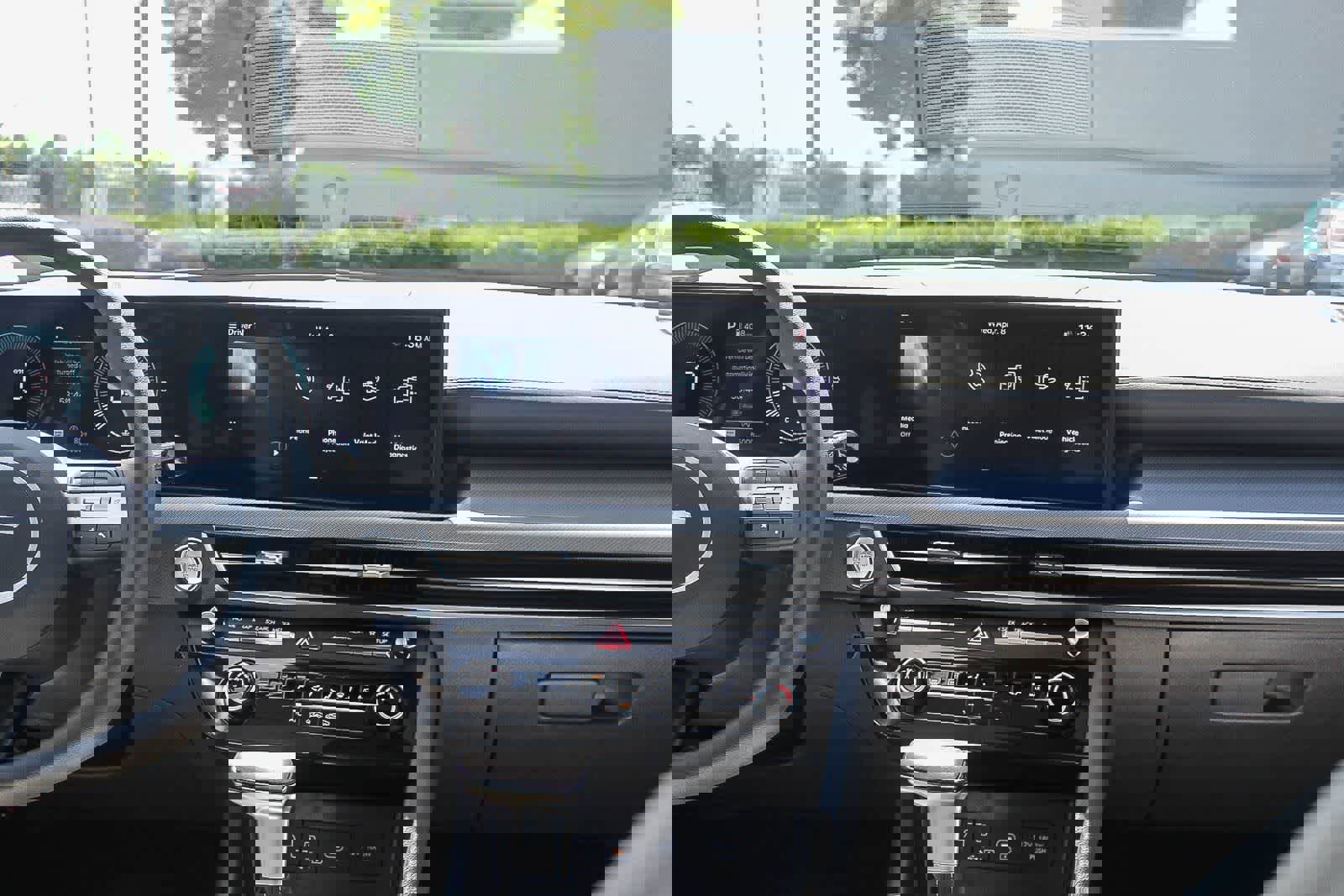 Certified 2025 Hyundai Sonata SE image 17