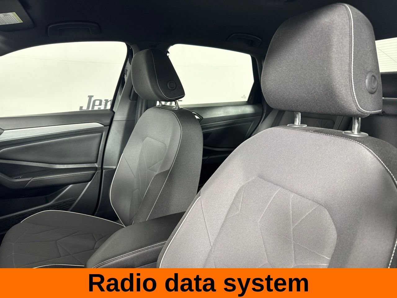 Used 2025 Volkswagen Jetta Sport FWD image 11