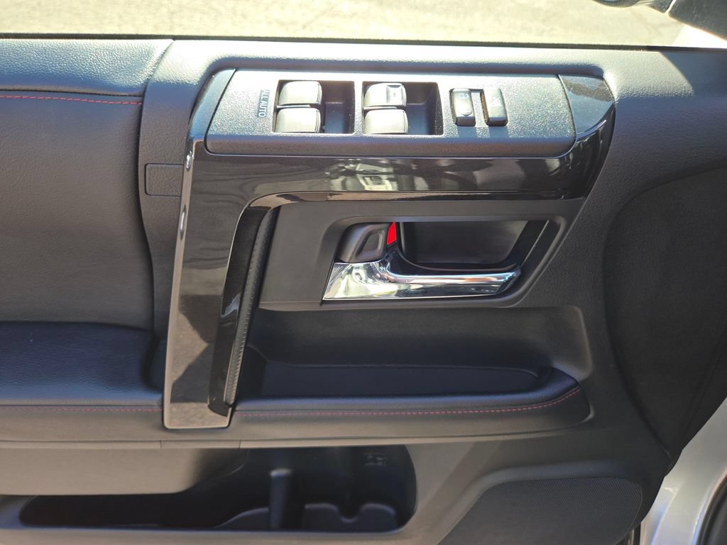 Used 2023 Toyota 4Runner TRD Off-Road Premium w/ Moonroof Package AWD/4WD image 24