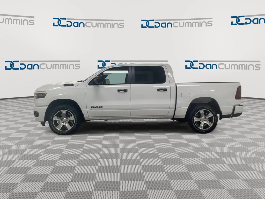New 2026 RAM 1500 Express AWD/4WD image 5