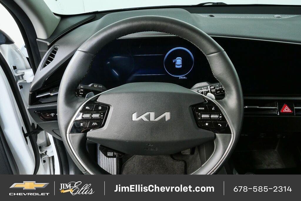 Used 2023 Kia Niro Wind w/ Wind Preserve Package FWD image 9