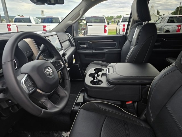 Used 2024 RAM 2500 Laramie image 24