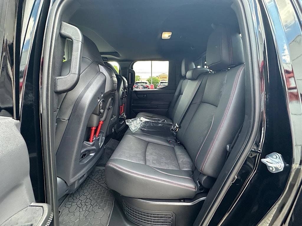 Certified 2025 Toyota Tacoma TRD Pro AWD/4WD image 22