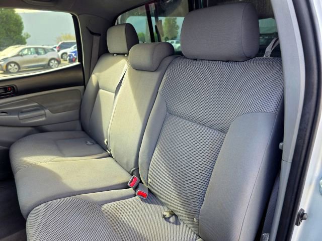 Used 2005 Toyota Tacoma 4x4 Double Cab image 32