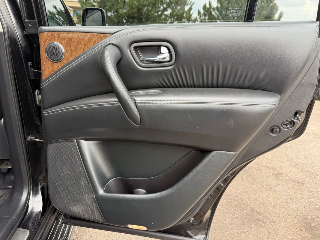 Used 2016 INFINITI QX80 Luxe w/ 22" Wheel Package image 22