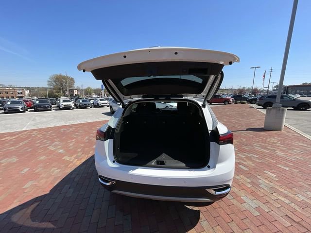 Used 2022 Buick Envision Preferred image 32
