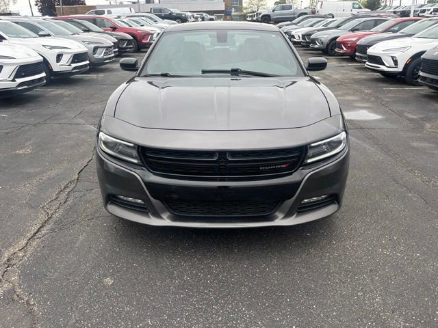Used 2017 Dodge Charger SXT w/ AWD Plus Group image 2