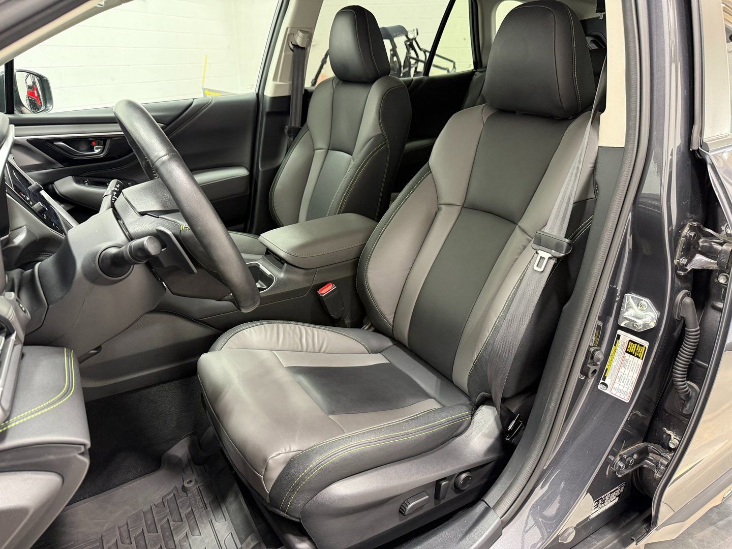 Used 2024 Subaru Outback Onyx Edition image 10