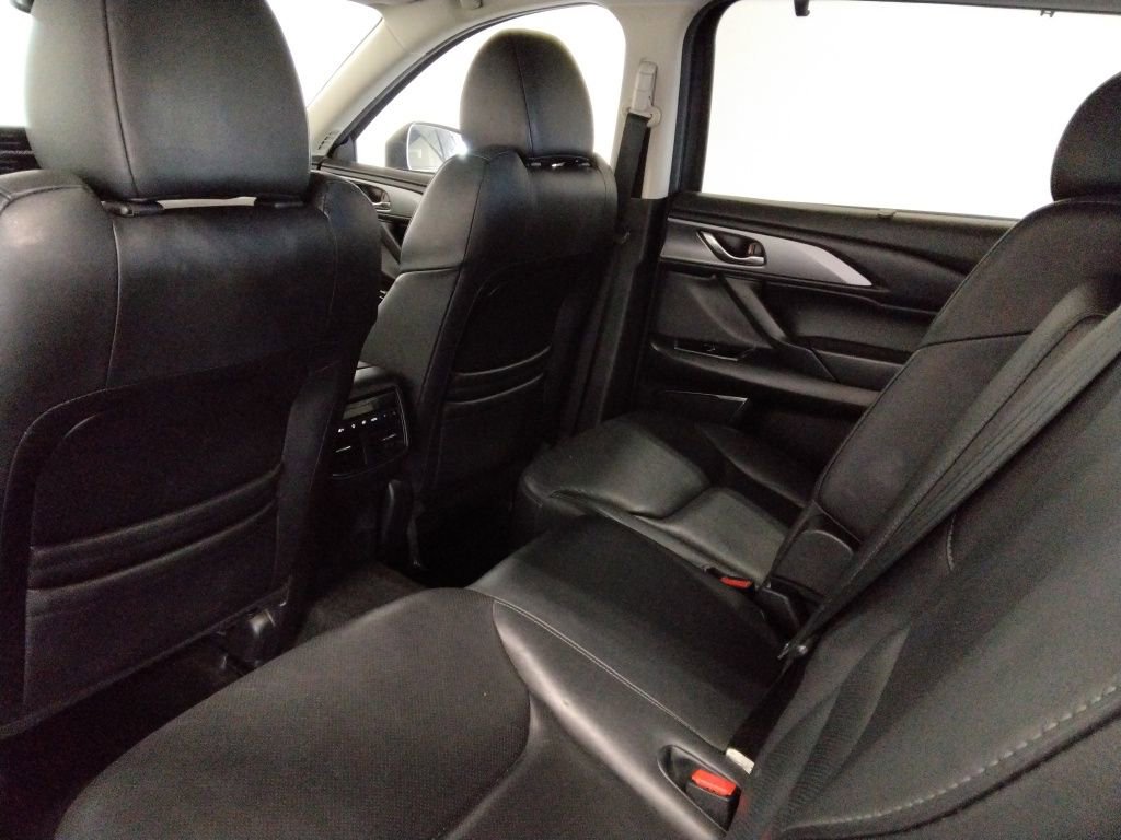 Used 2022 MAZDA CX-9 Touring w/ Touring Premium Package image 32