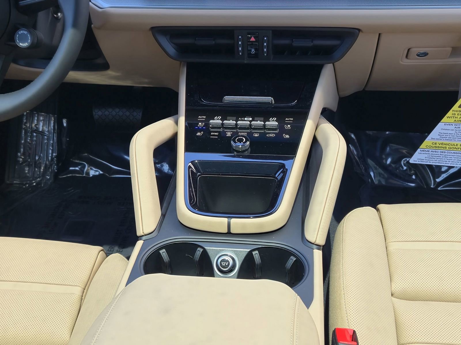 New 2025 Porsche Cayenne image 19