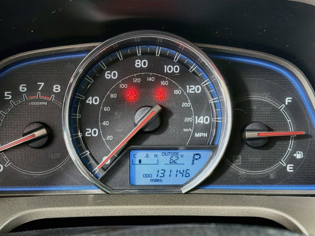 Used 2014 Toyota RAV4 Limited AWD/4WD image 14