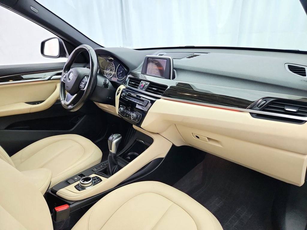 Used 2017 BMW X1 xDrive28i w/ Premium Package image 30
