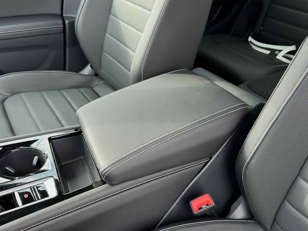 New 2026 Volkswagen Atlas Cross Sport SEL R-Line image 23