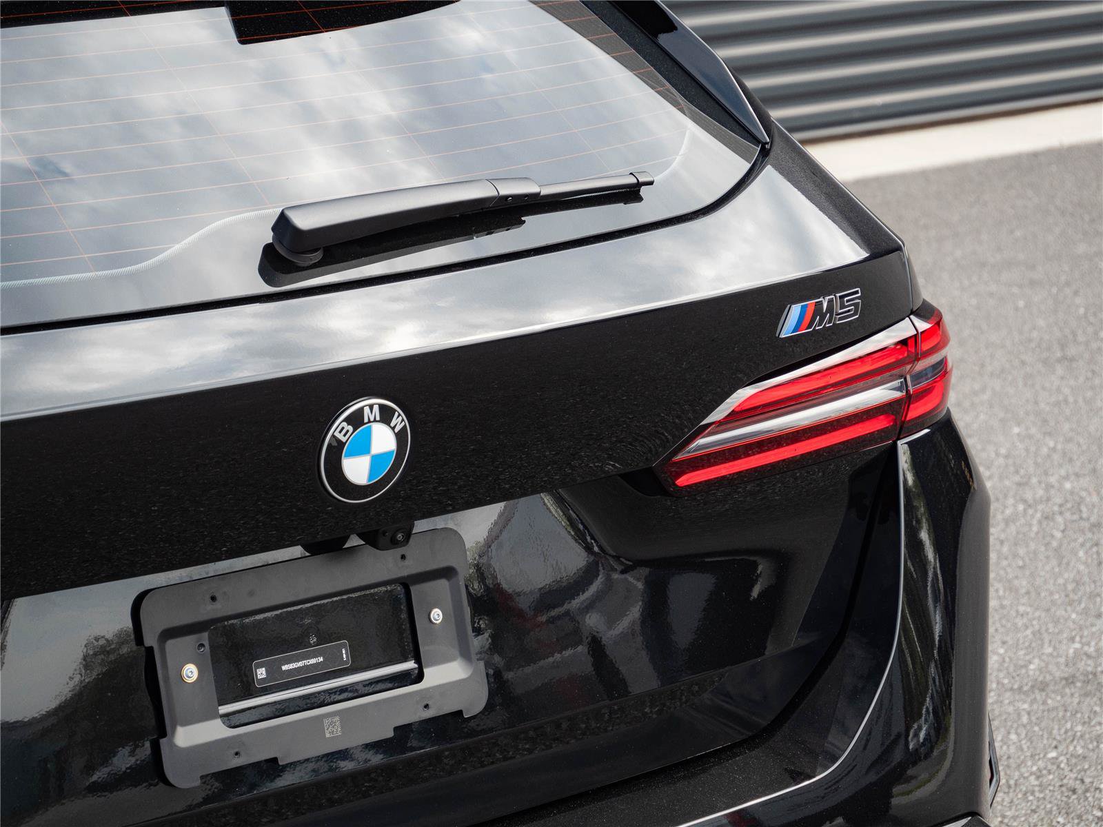 Used 2026 BMW M5 Touring AWD/4WD image 36