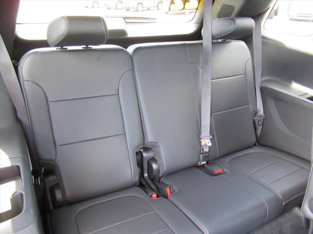 Used 2022 Chevrolet Traverse Premier AWD/4WD image 34
