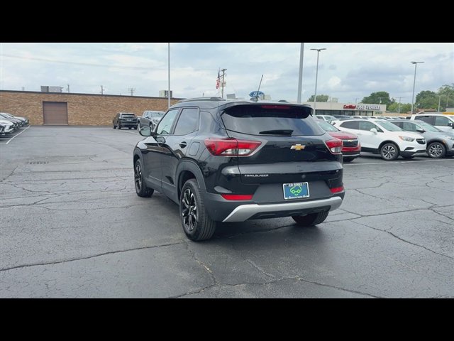 Certified 2023 Chevrolet TrailBlazer LT w/ Convenience Package FWD image 7