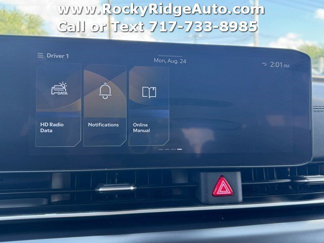 Used 2025 Kia Carnival FWD image 32