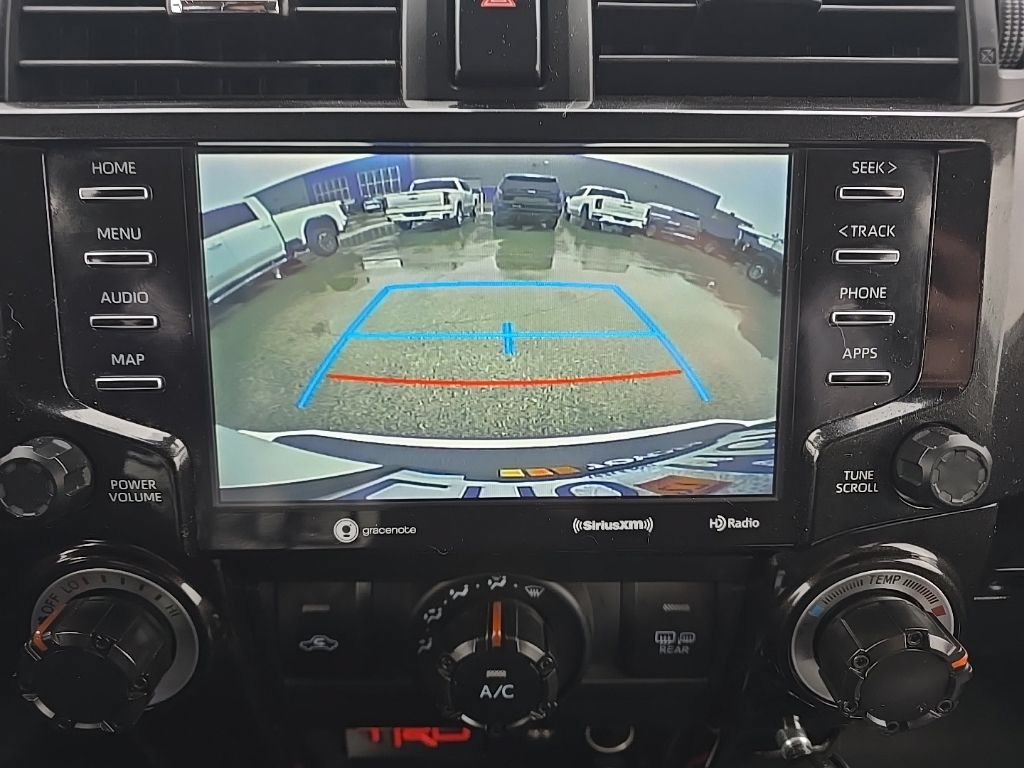 Used 2021 Toyota 4Runner TRD Off-Road Premium w/ Moonroof Package AWD/4WD image 25