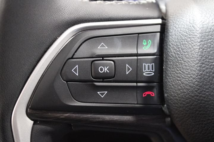 Used 2023 Jeep Grand Cherokee Limited AWD/4WD image 33
