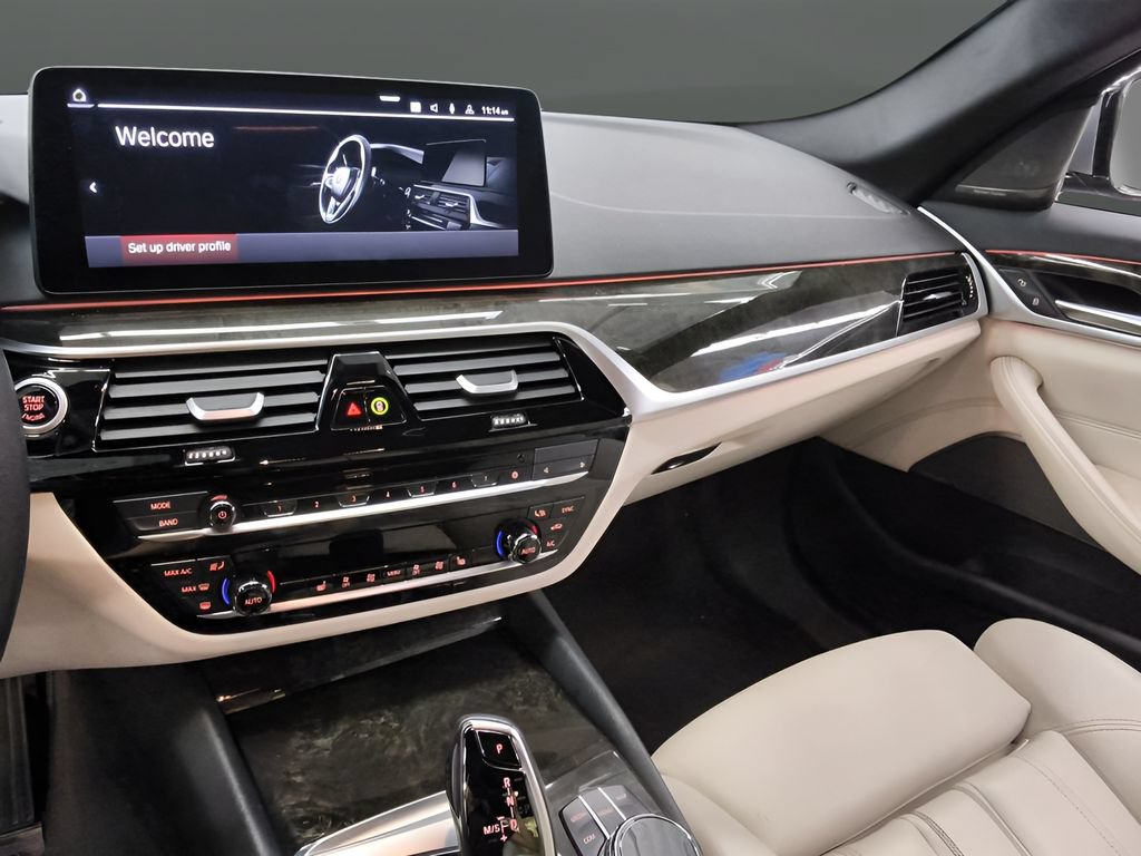 Used 2023 BMW 540i xDrive w/ Executive Package AWD/4WD image 18