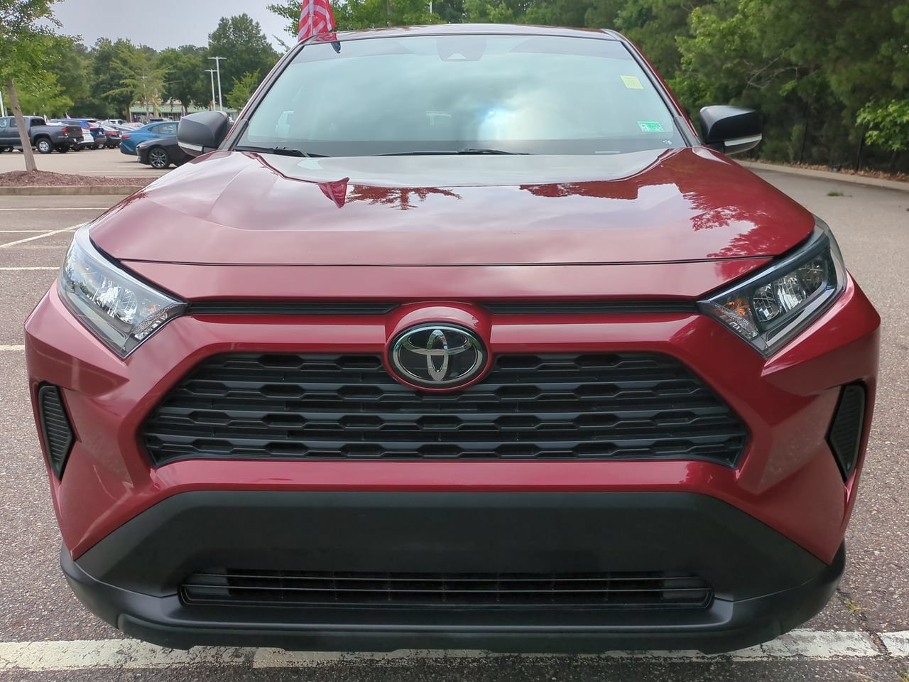 Used 2022 Toyota RAV4 LE FWD image 9