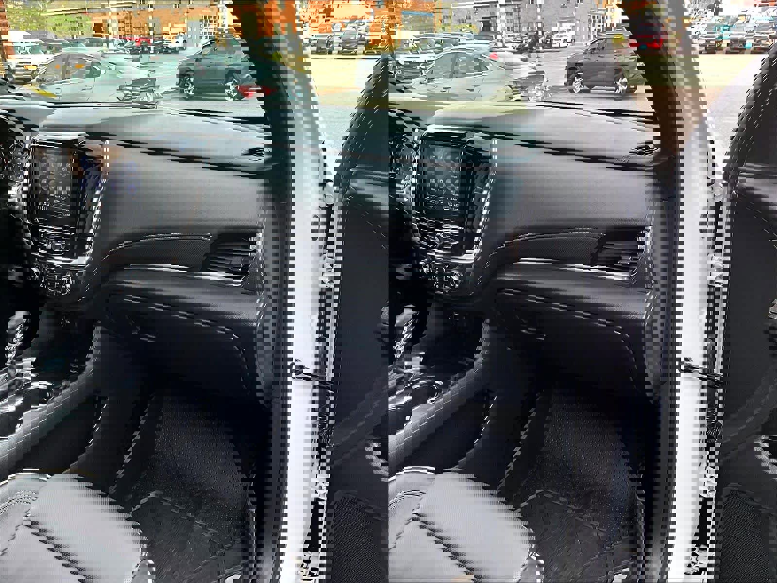 Used 2023 Chevrolet Traverse Premier w/ LPO, Floor Liner Package AWD/4WD image 13