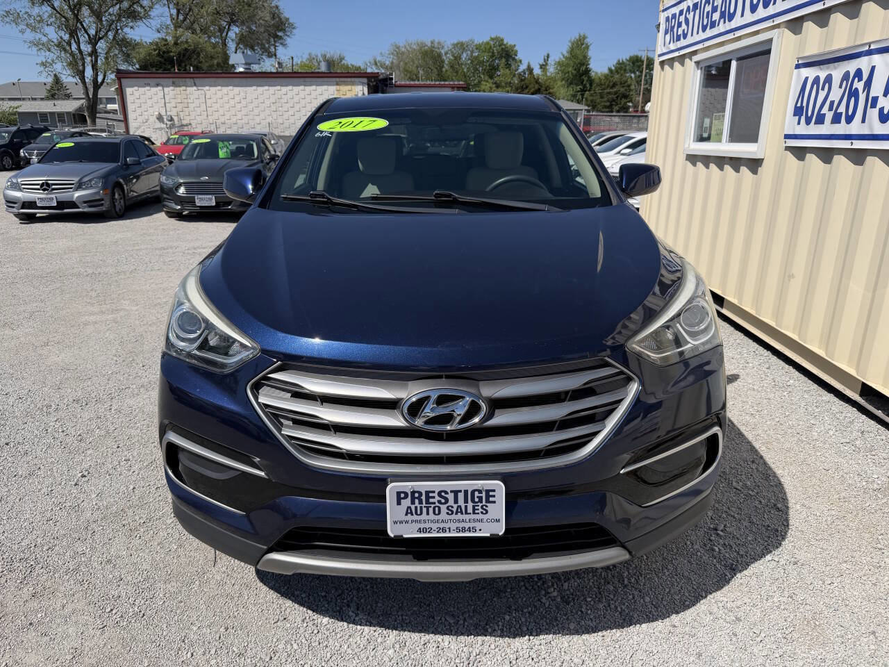 Used 2017 Hyundai Santa Fe Sport w/ Cargo Package AWD/4WD image 2