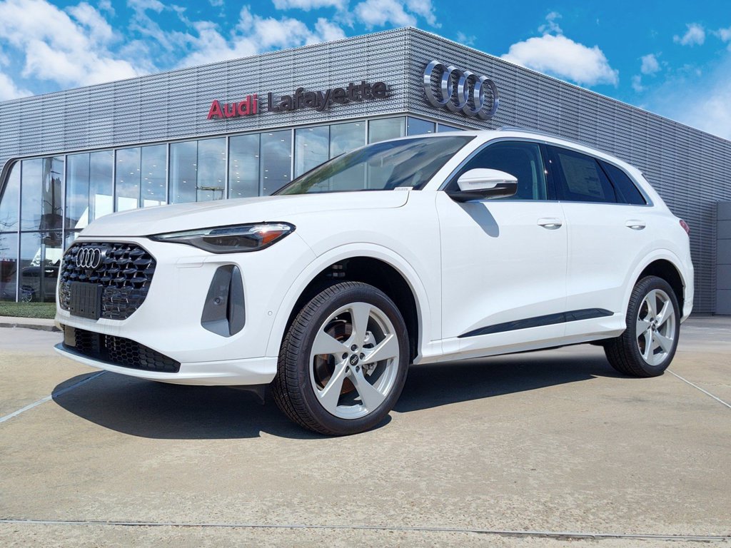 New 2026 Audi Q5 Premium Plus AWD/4WD image 1