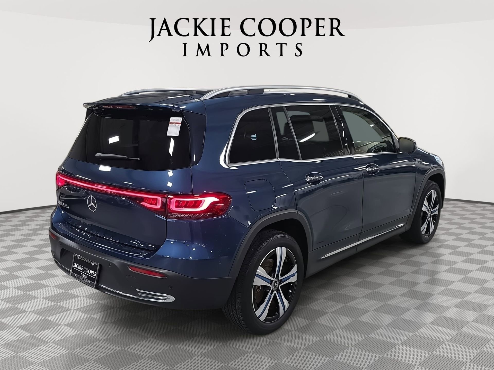 Certified 2023 Mercedes-Benz EQB 250+ image 5