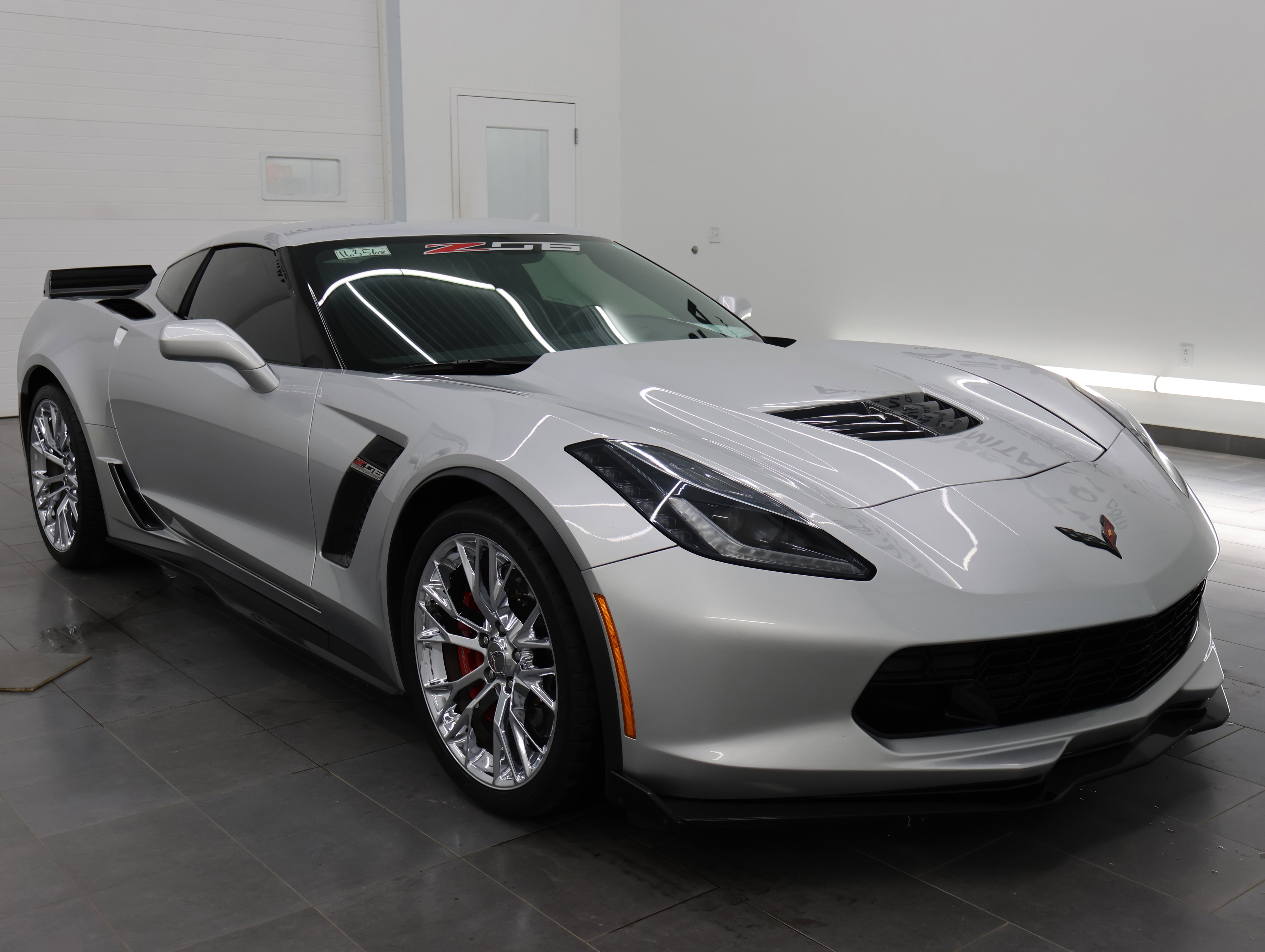 Used 2019 Chevrolet Corvette Z06 image 2