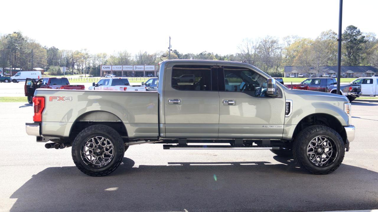 Used 2019 Ford F250 Lariat w/ Lariat Ultimate Package image 4