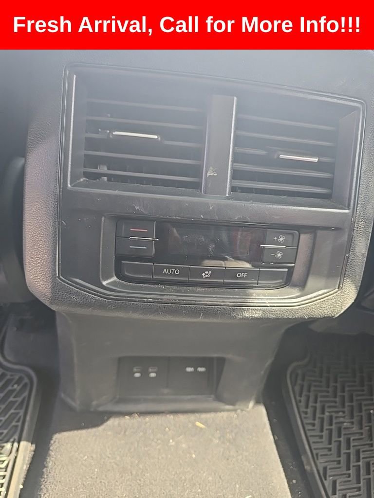 Used 2021 Volkswagen Atlas SEL R-Line w/ MDO Package (Bench Seat) image 11