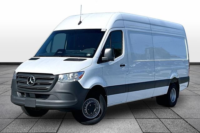 New 2026 Mercedes-Benz Sprinter 3500 image 2
