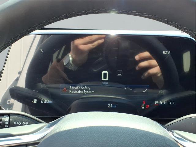 Used 2025 Chevrolet Equinox LT w/ Convenience Package II FWD image 17