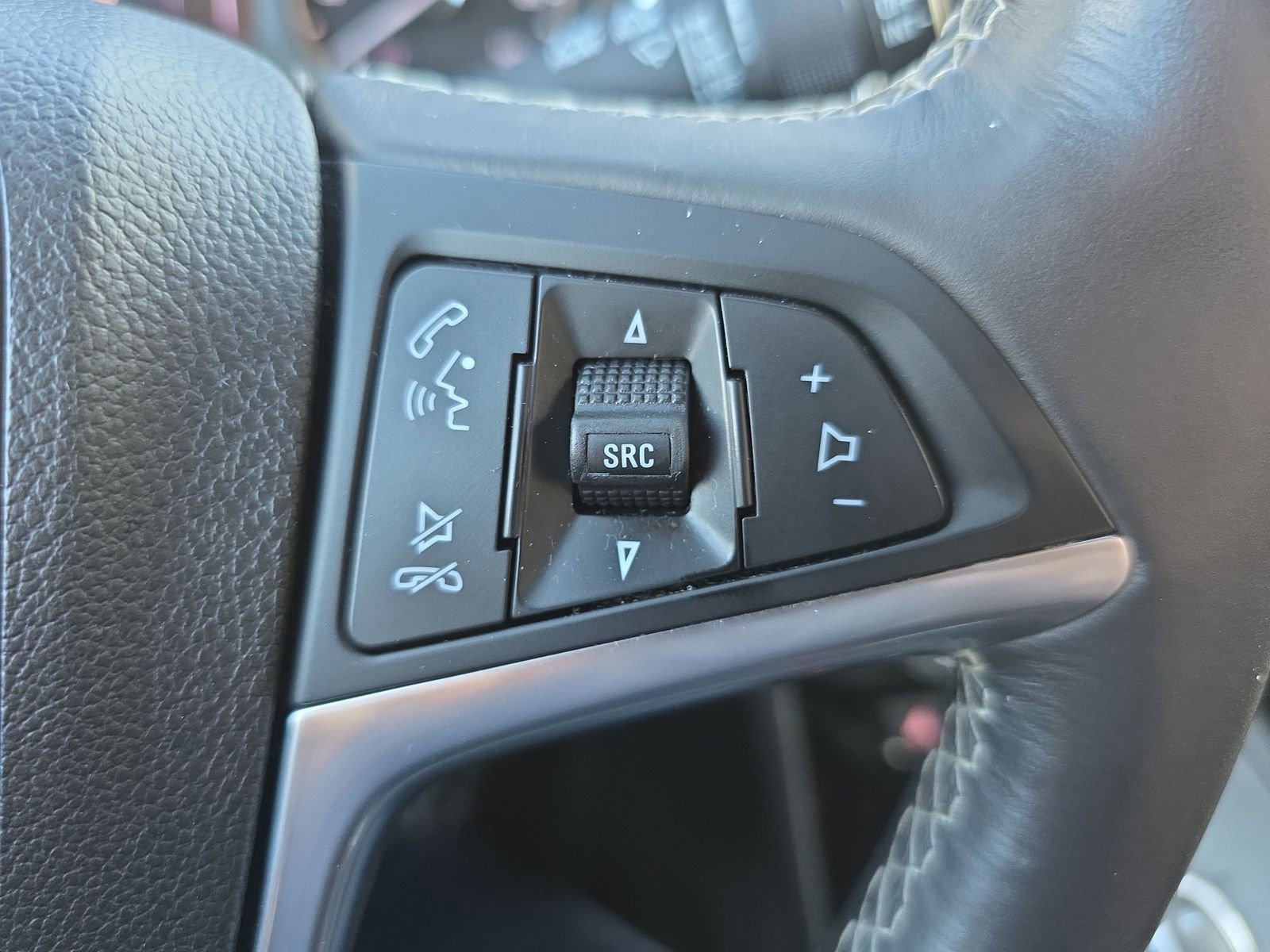 Used 2019 Buick Encore Preferred image 16