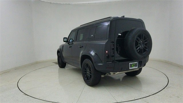Used 2024 Land Rover Defender 110 S image 69