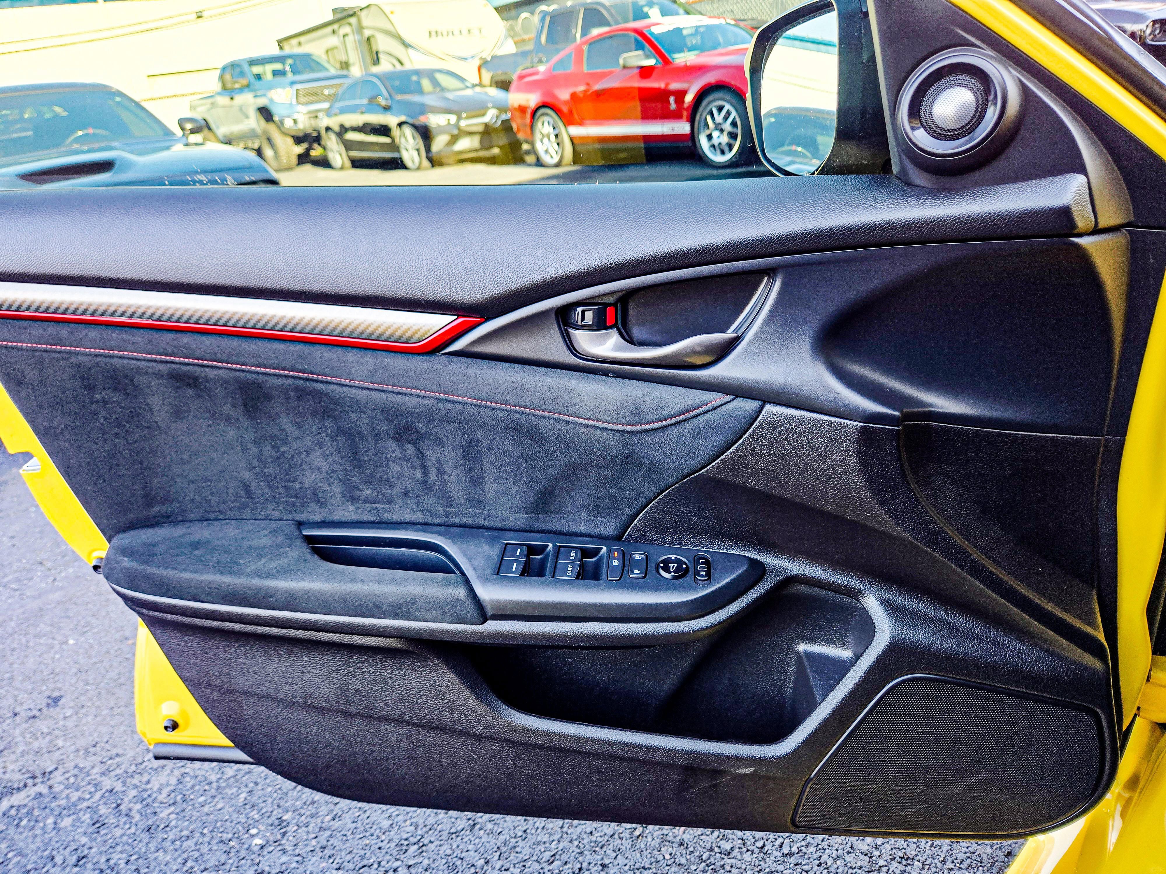 Used 2021 Honda Civic Type R Limited image 21