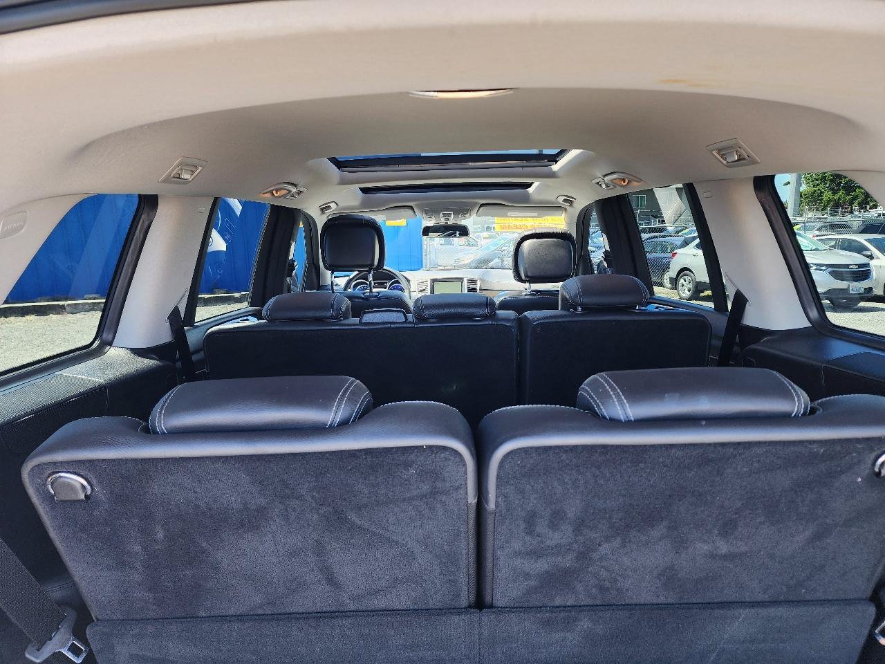 Used 2016 Mercedes-Benz GL 550 4MATIC image 30