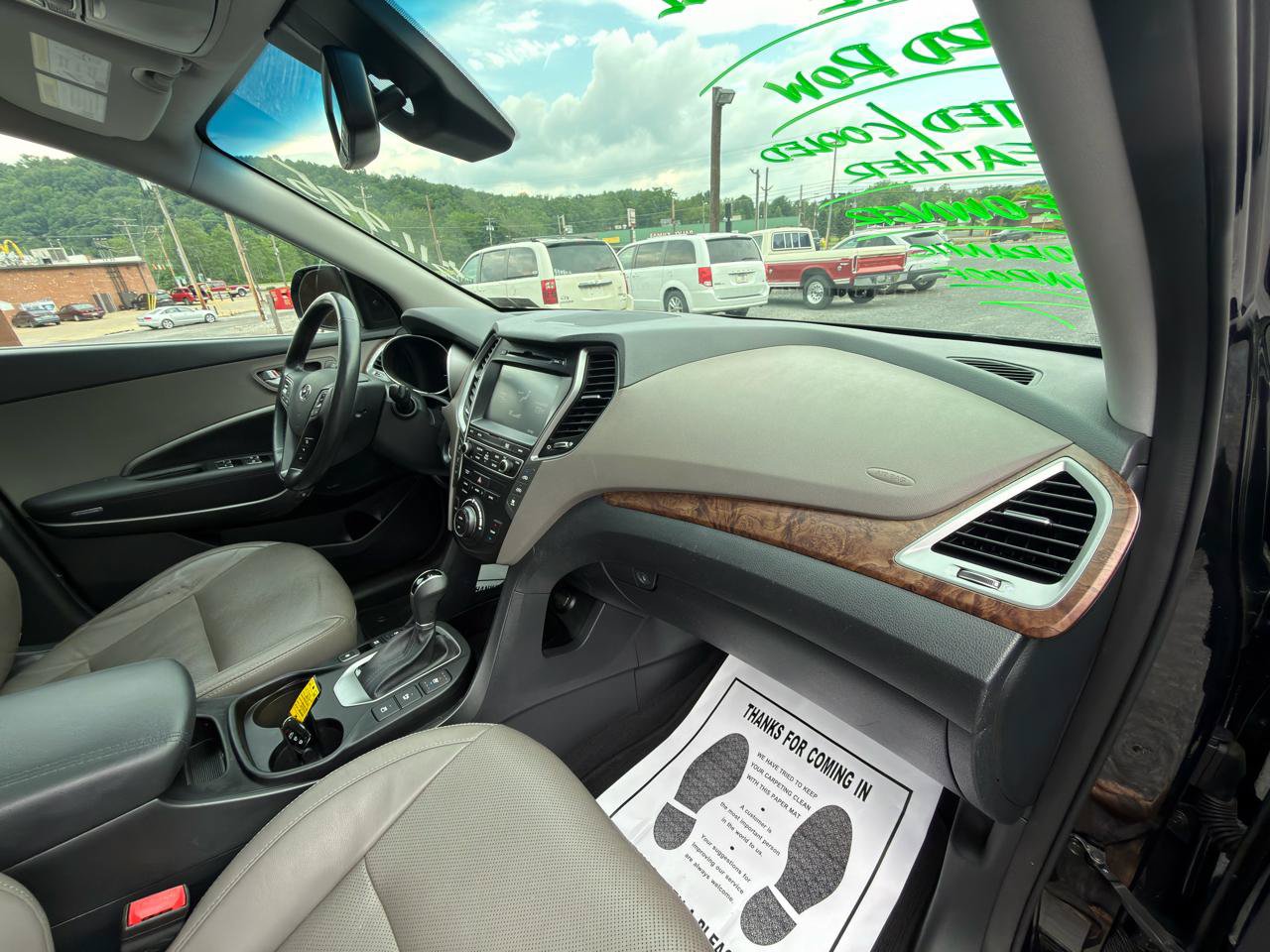 Used 2017 Hyundai Santa Fe Limited FWD image 36