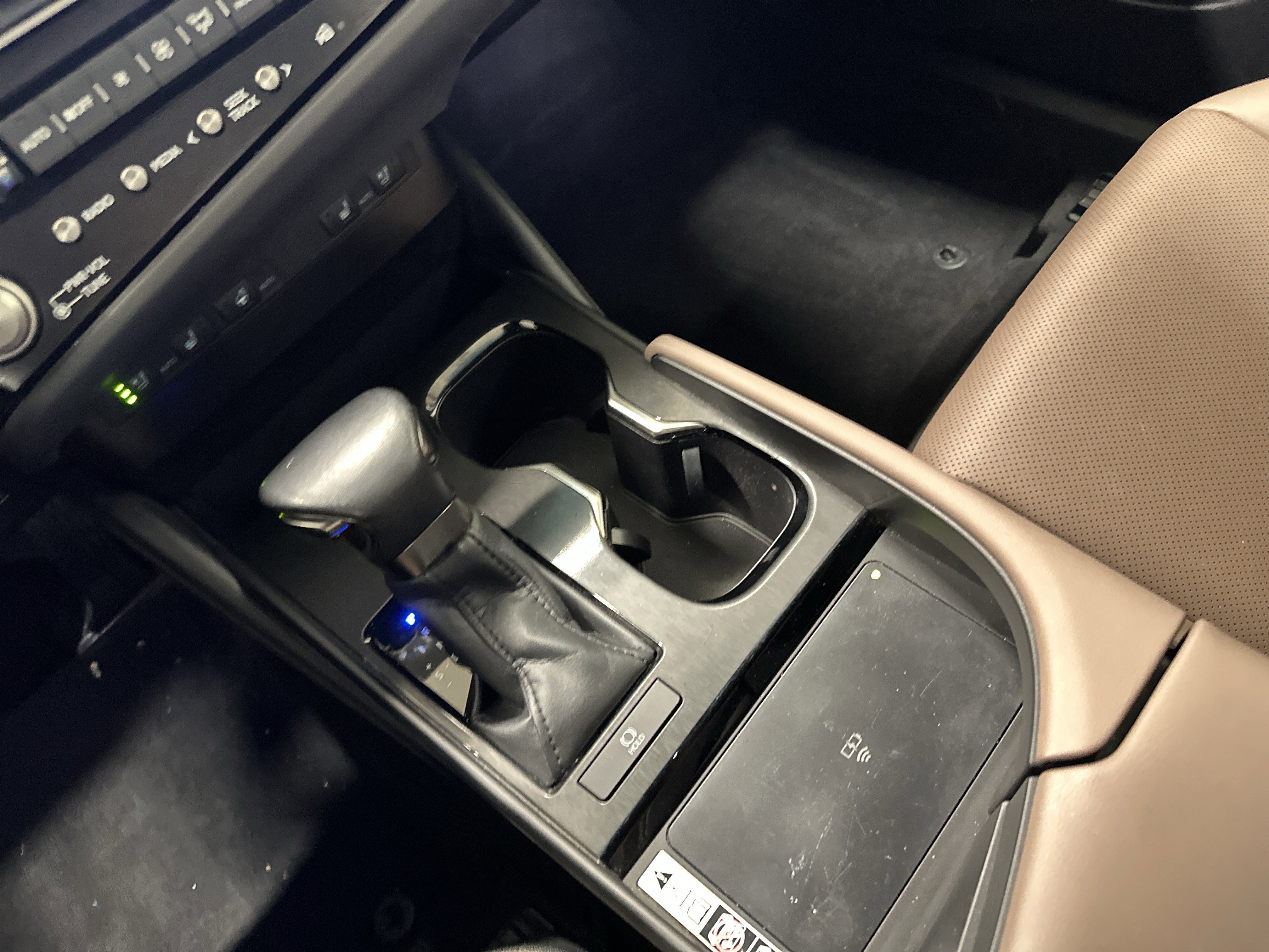 Used 2023 Lexus ES 350 w/ Premium Package FWD image 26