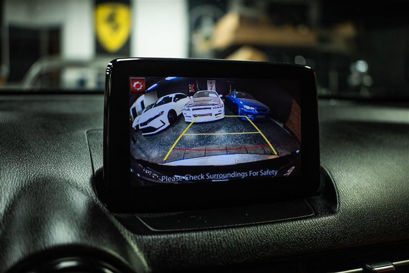 Used 2019 Toyota Yaris LE FWD image 17