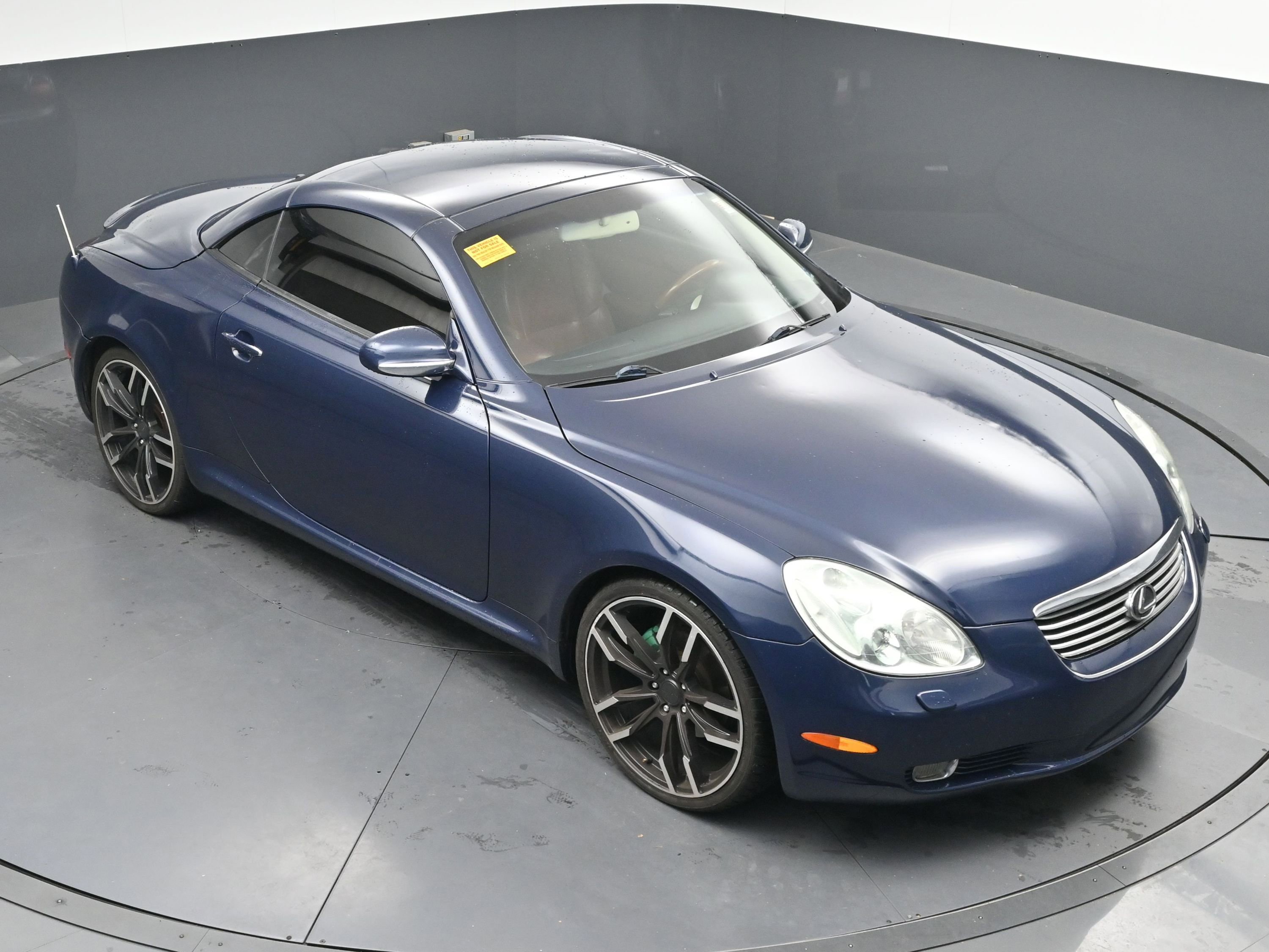 Used 2003 Lexus SC 430 Convertible image 32