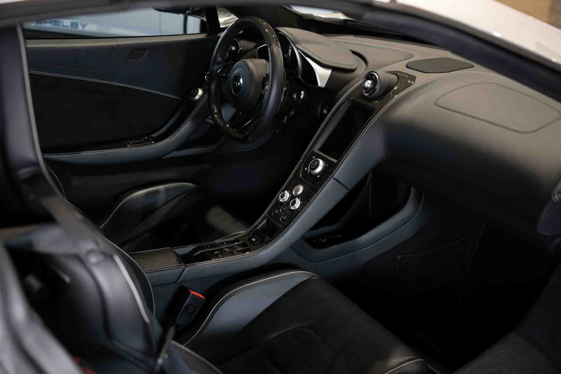 Used 2016 McLaren 650S Spider RWD image 53