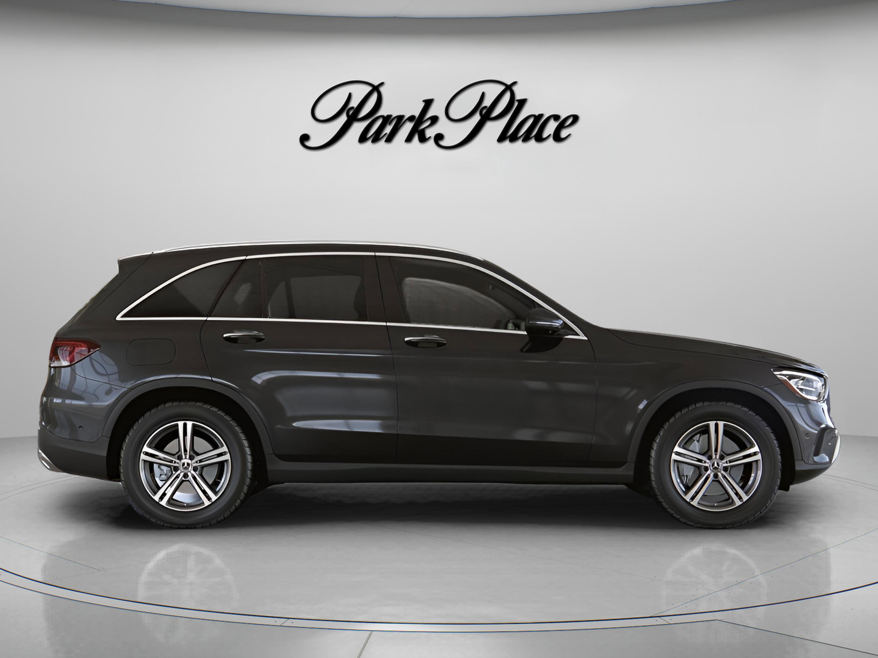 Used 2021 Mercedes-Benz GLC 300 image 26